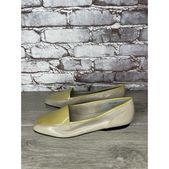 Enzo Angiolini Liberty Yellow Patent Leather Gray Flats Women’s Sz 9.5M US/40EU - Picture 2 of 16